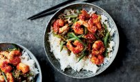 Garlic chilli prawns