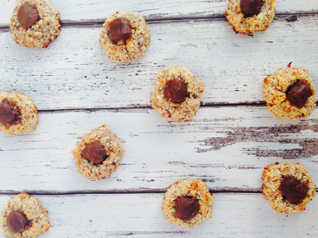 Hedi's coconut jam cookies