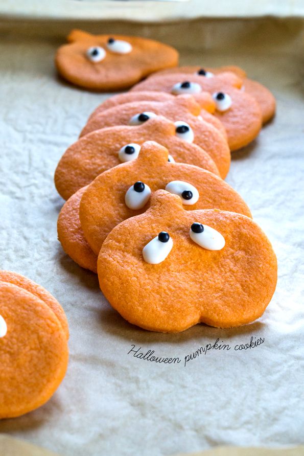 pumpkin sugar cookies