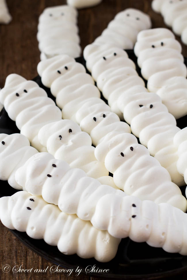 Mummy-Meringue-Cookies-3