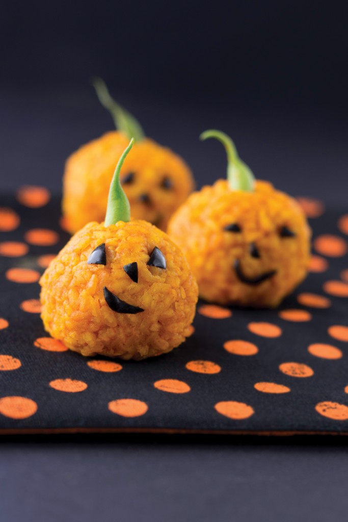 Rice-Ball-Jack-o-Lanterns1-683x1024