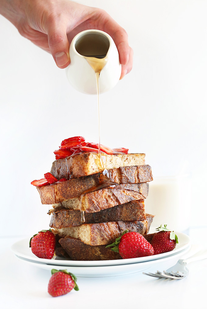 Vegan-French-Toast-with-Strawberries-and-Coconut-Whipped-Cream-vegan-healthy-easy-AND-all-natural