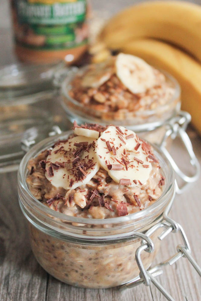 peanut-butter-and-banana-overnight-oats-vegan-and-gluten-free-2