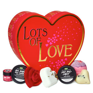 Lush_Lots_of_Love_Gift_Set