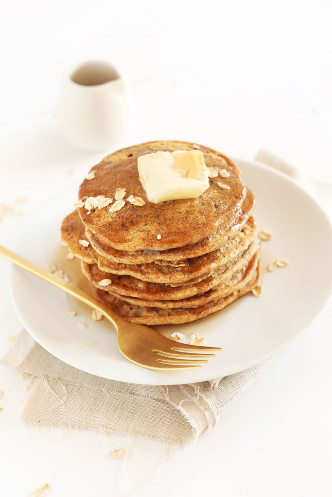 SIMPLE-Healthy-Whole-Grain-Vegan-Pancakes-1-Bowl-required-and-so-delicious-vegan