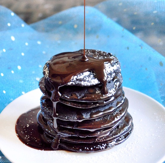 brownie-batter-pancakes-1_thumb5