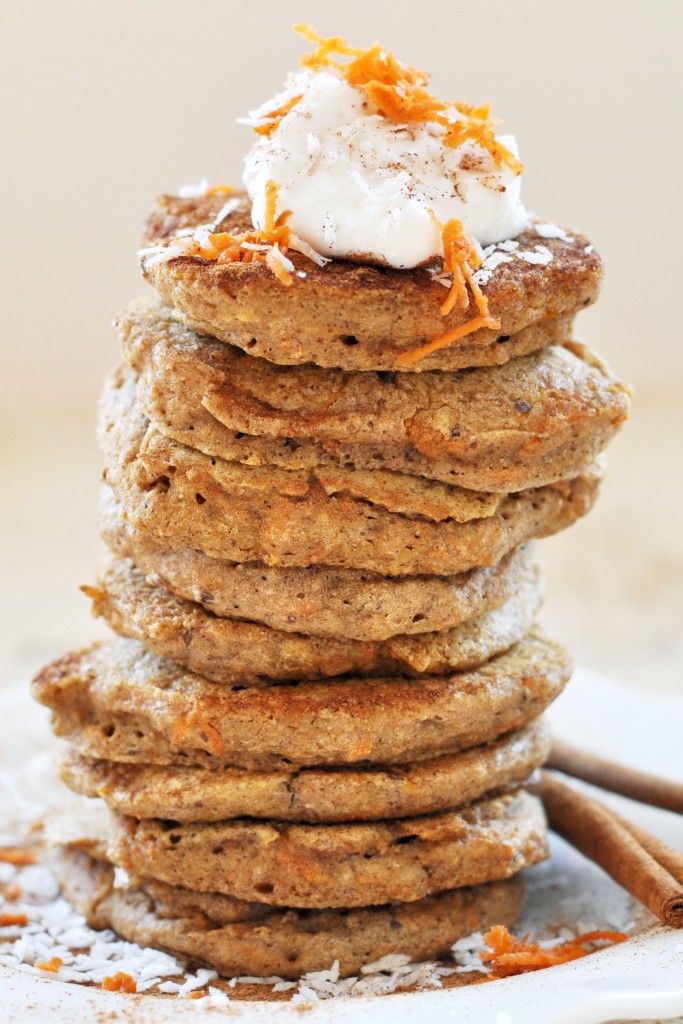 vegan-carrot-cake-pancakes--683x1024