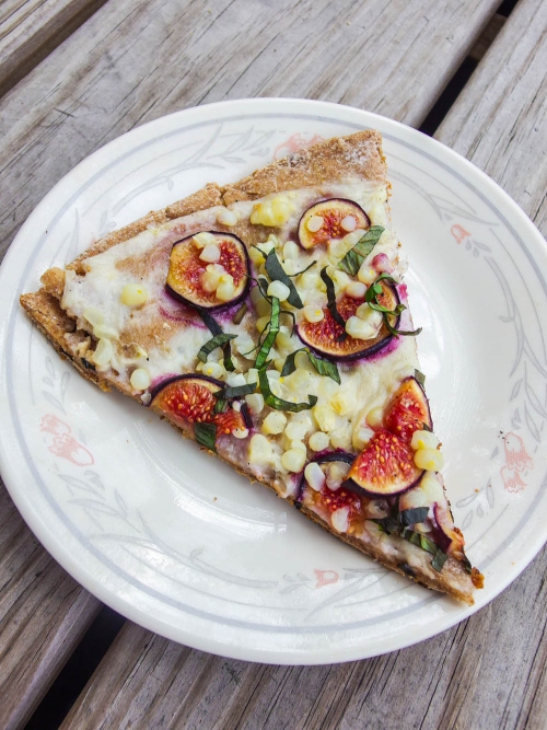 amaranth_flatbread_fig_corn_shallot_cream_sauce_1