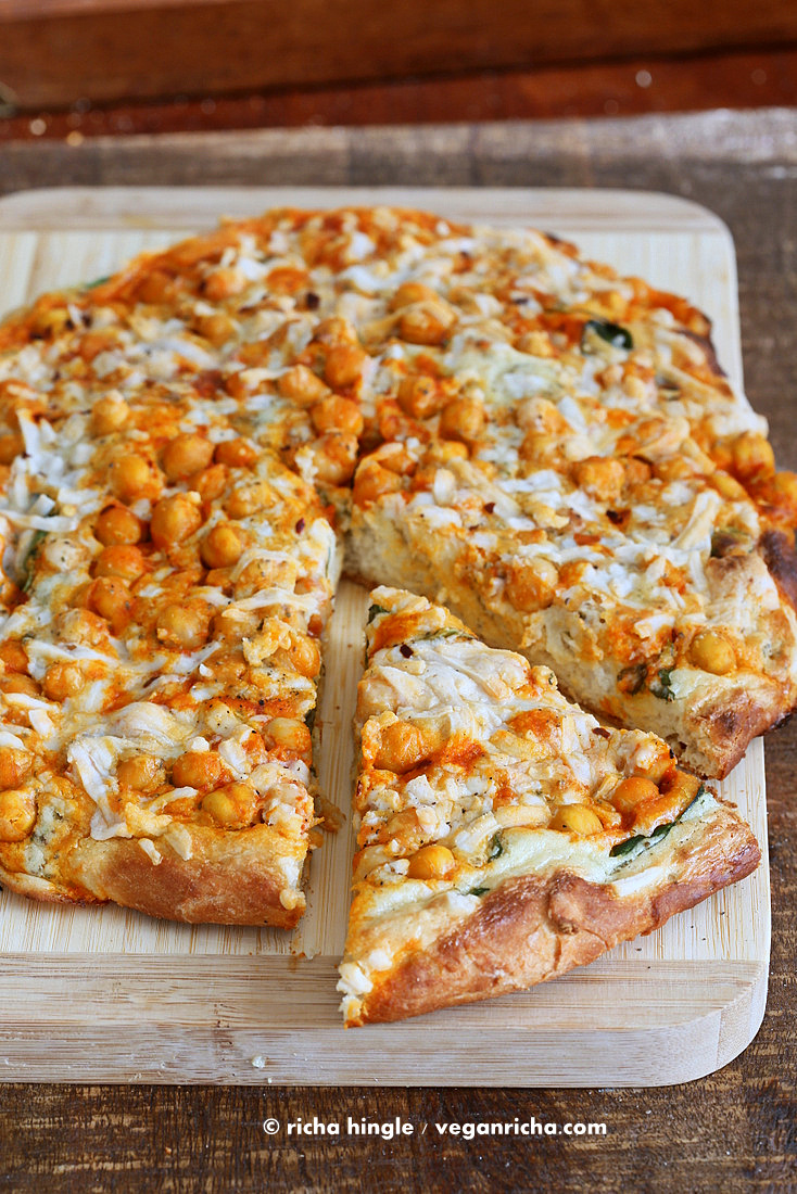 buffalo-chickpea-pizza-2188