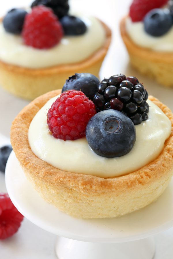 berry-cookie-cups-2-1500-600x900