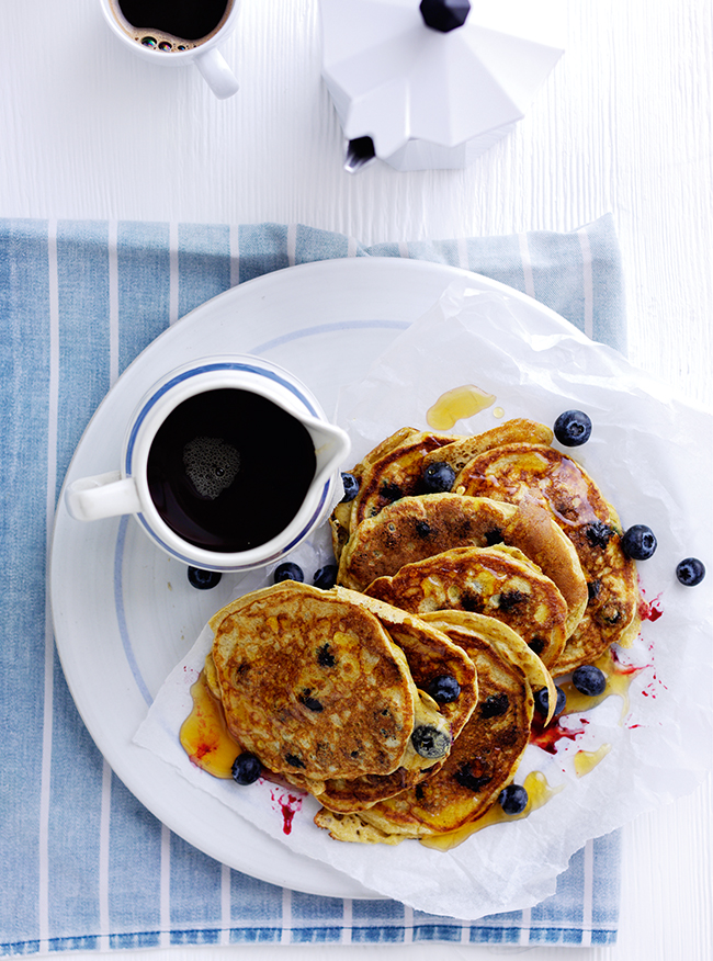 Blueberry & yoghurt American style pancakes