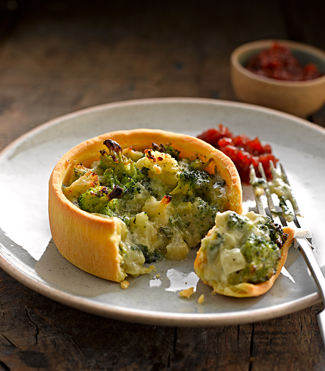 cauliflower-kale-stilton-pie