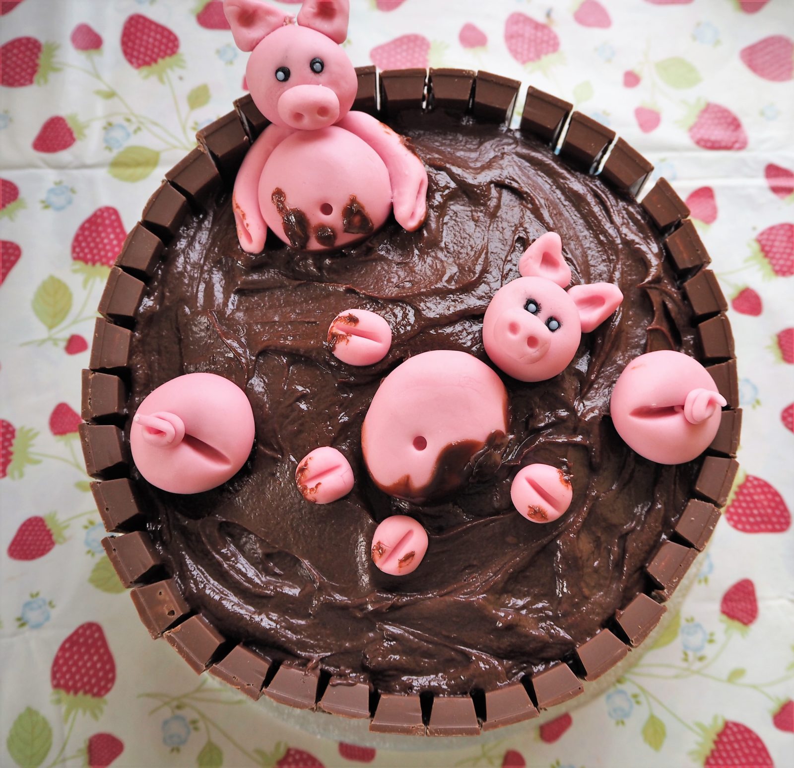 Gluten-free chocolate pig cake