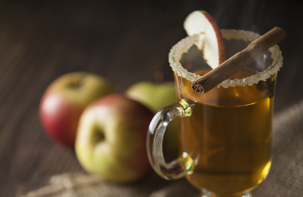 Festive mulled cider