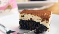 Sugar-free brownie cheesecake