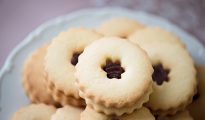 Free-from biscuits