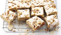 Gluten-free walnut cake