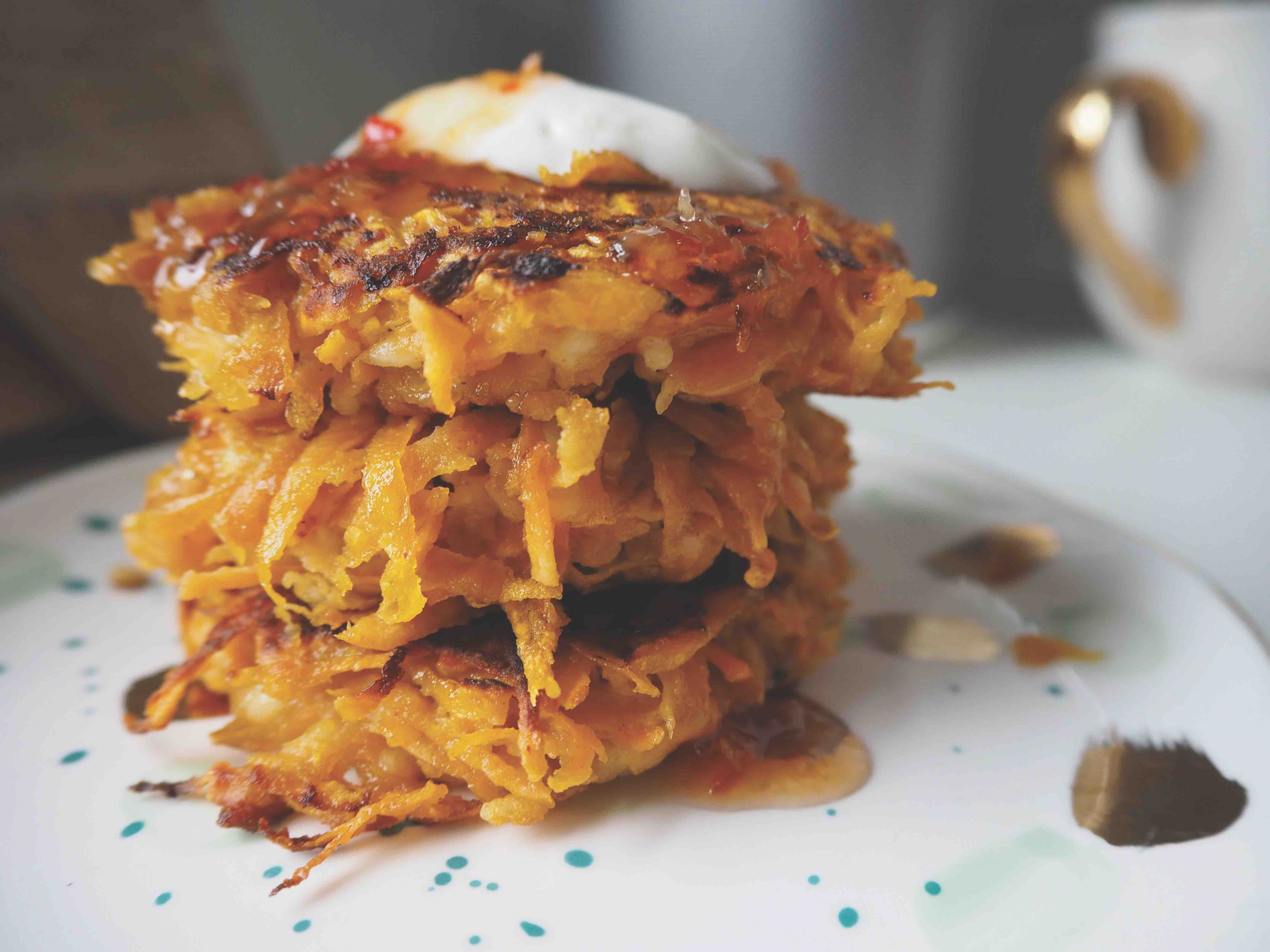 Sweet potato and halloumi fritters recipe