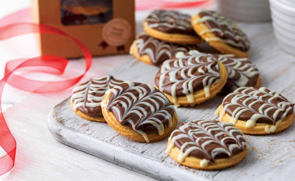 Millionaire's Viennese Biscuits