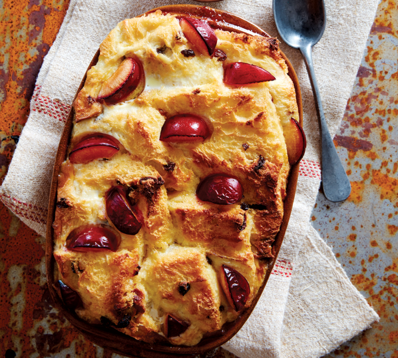 Gluten-free plum panettone pudding