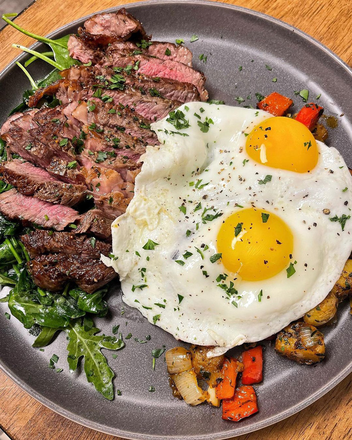 Mexican-Style Steak and eggs